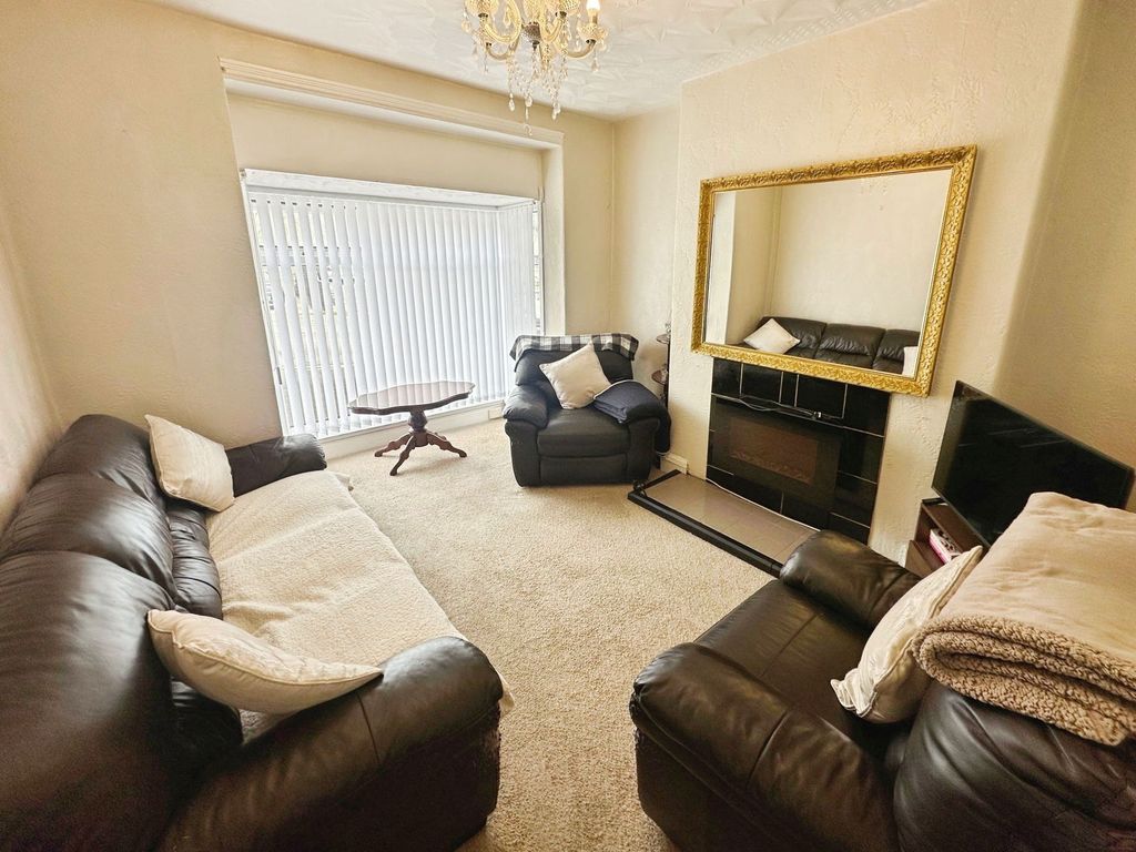 Property photo 3 of 22