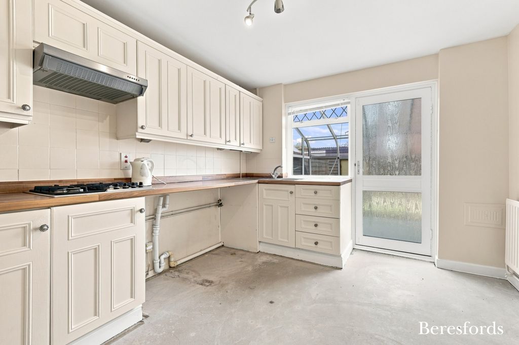 Property photo 2 of 24 Picture No. 42