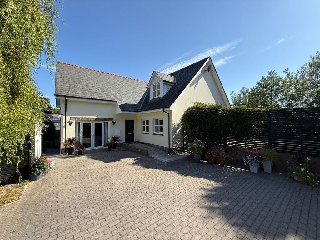 Property photo 1 of 53