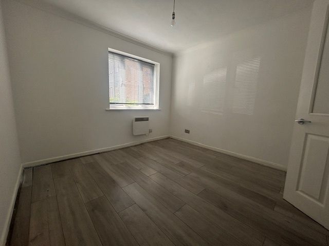 Property photo 3 of 5 Picture No. 02