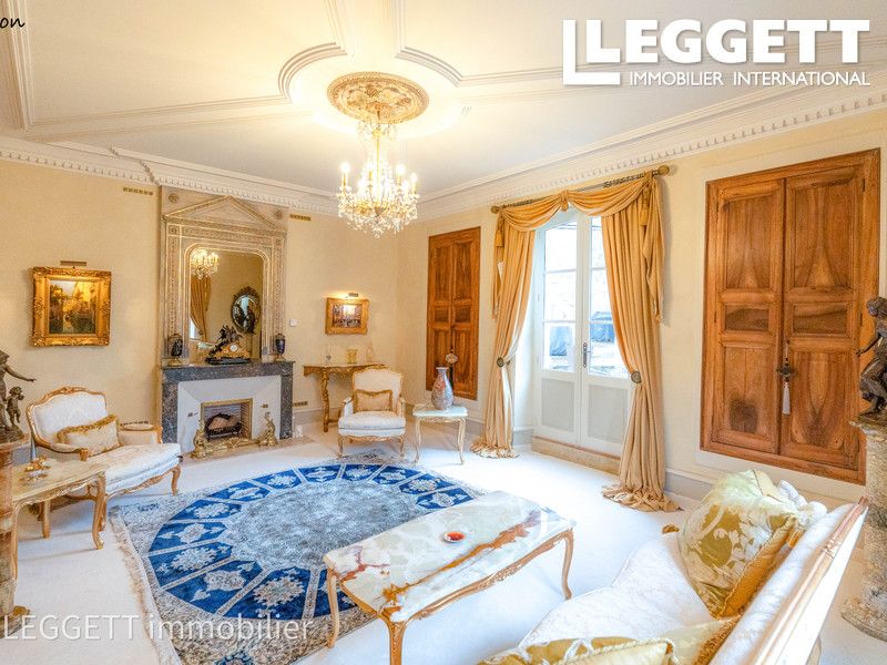 Property photo 2 of 10