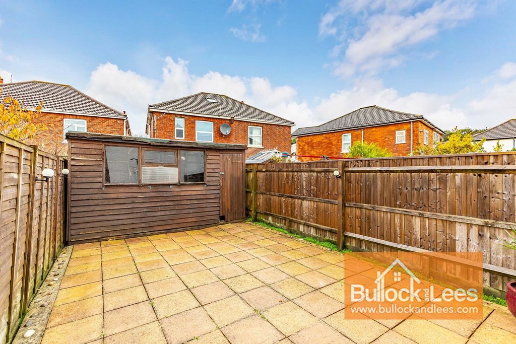 Property photo 3 of 19