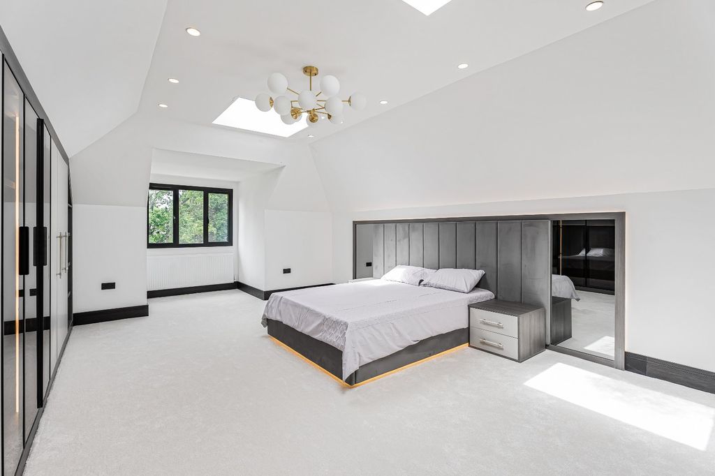 Additional image 16 of 5 bed detached house for salePipers Green Lane, Edgware HA8