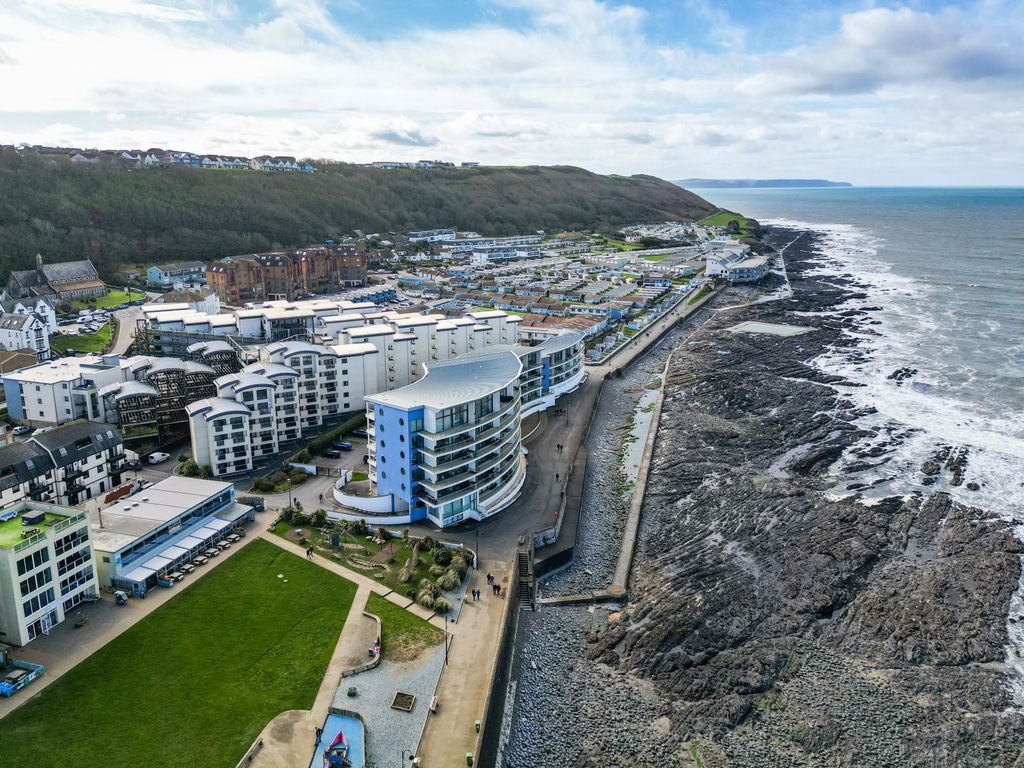 Property photo 1 of 15 1416575-12-69A3039988d62