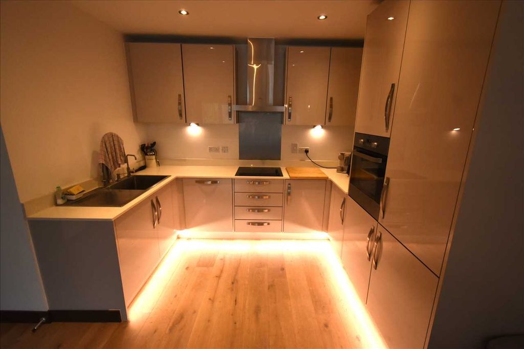 Property photo 3 of 5 Kitchen