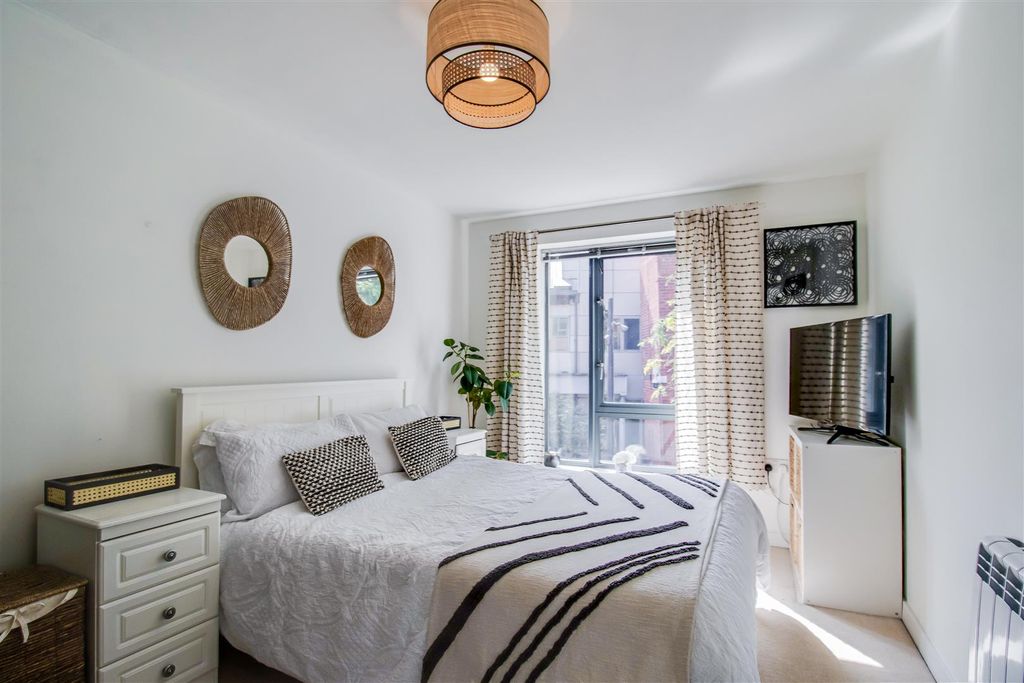 Property photo 3 of 14 Bedroom One