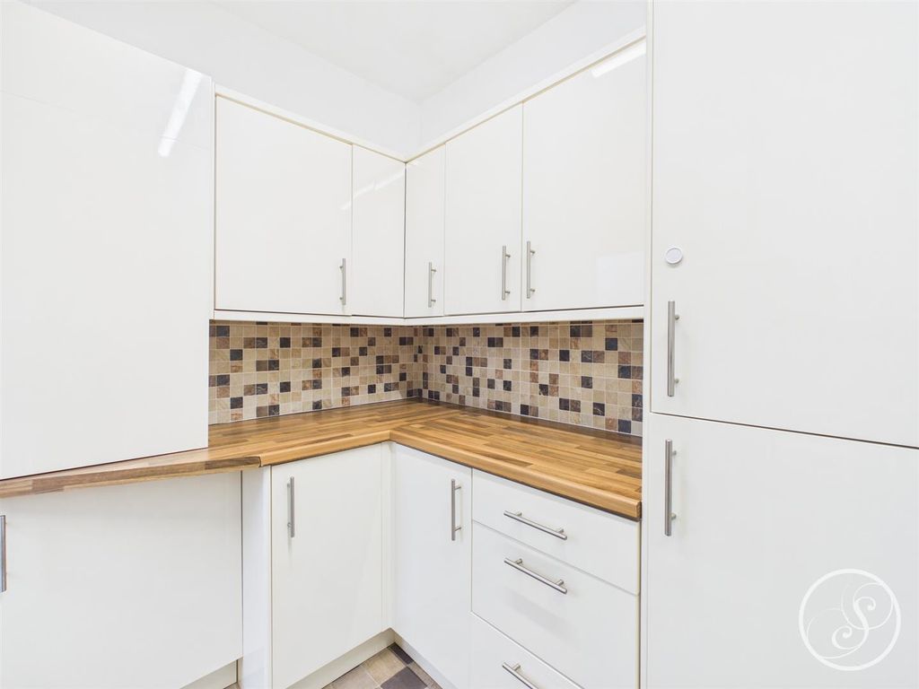 Property photo 3 of 23 Cam02071G0-Pr0895-Still019.Jpg