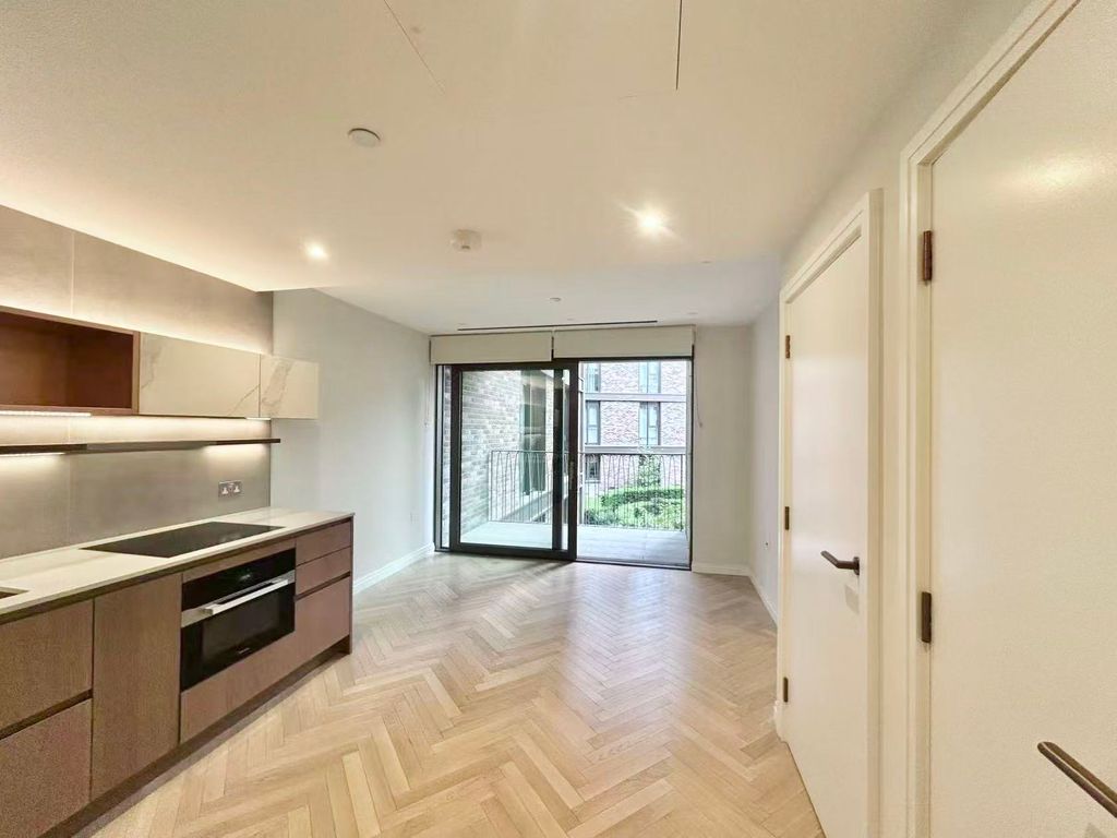 Property photo 1 of 30