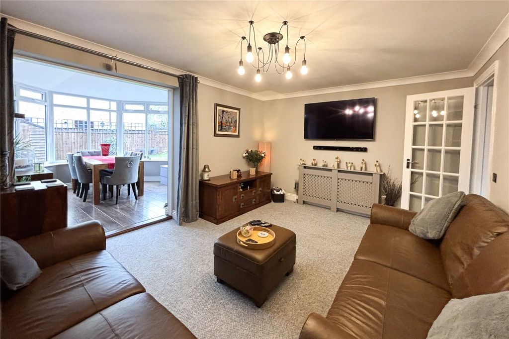 Property photo 3 of 31 Picture No. 24