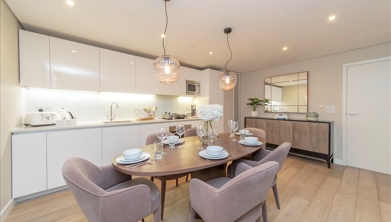 Property photo 3 of 16 Dining Area