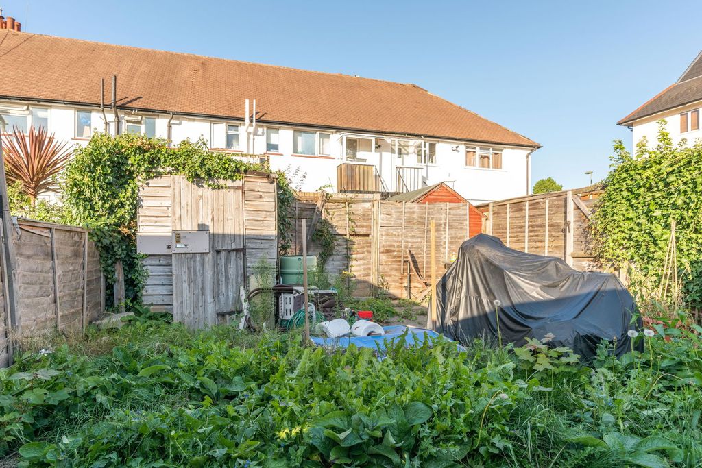 Property photo 2 of 7