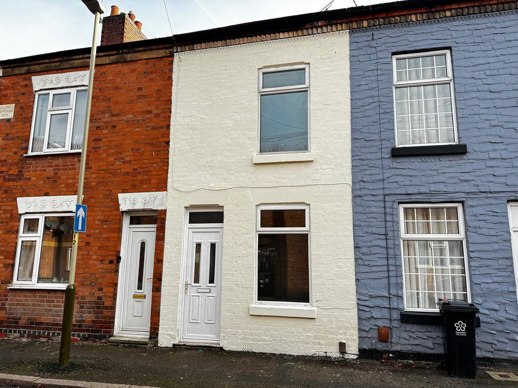 Property photo 2 of 14