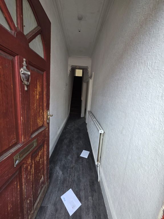 Property photo 2 of 15 Hallway