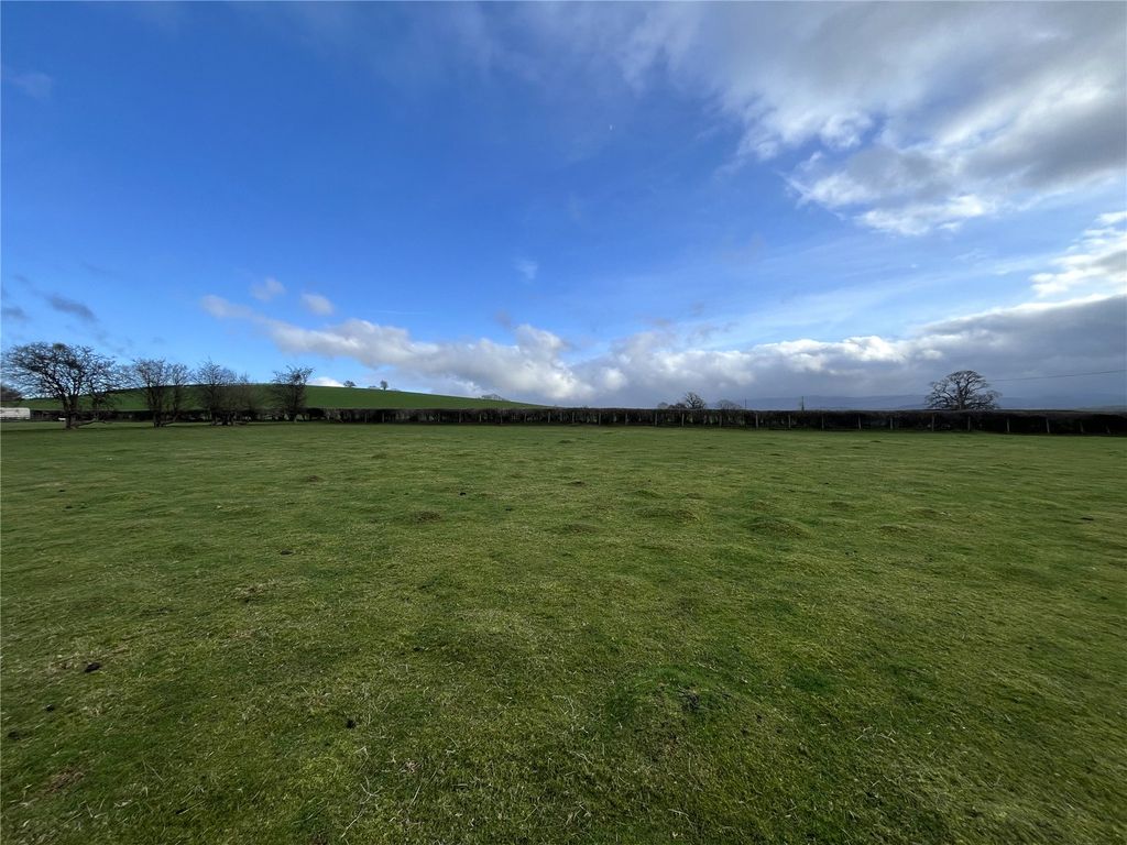 Property photo 3 of 9 Picture No. 03