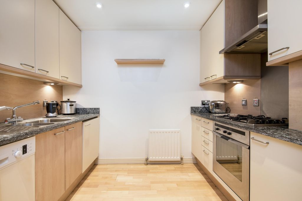 Property photo 3 of 5