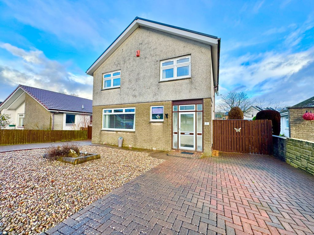 Property photo 1 of 34