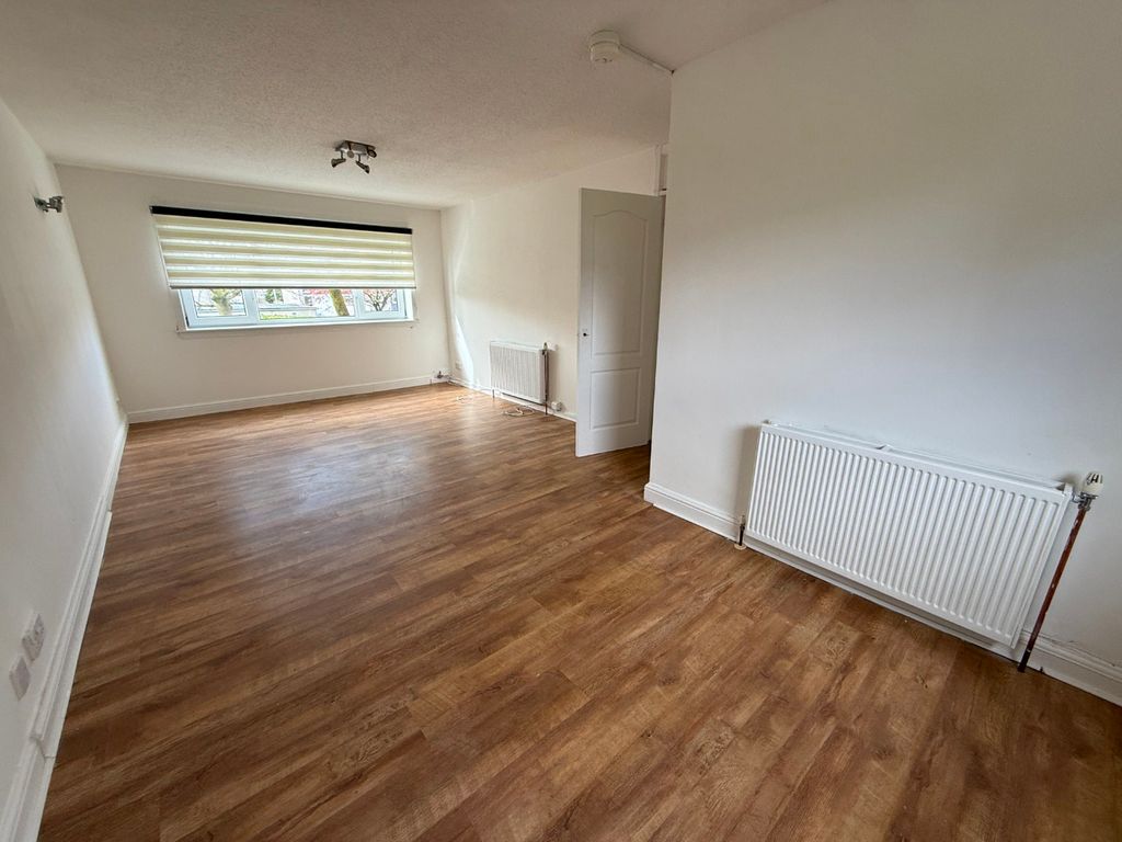 Property photo 3 of 12 Photo 3