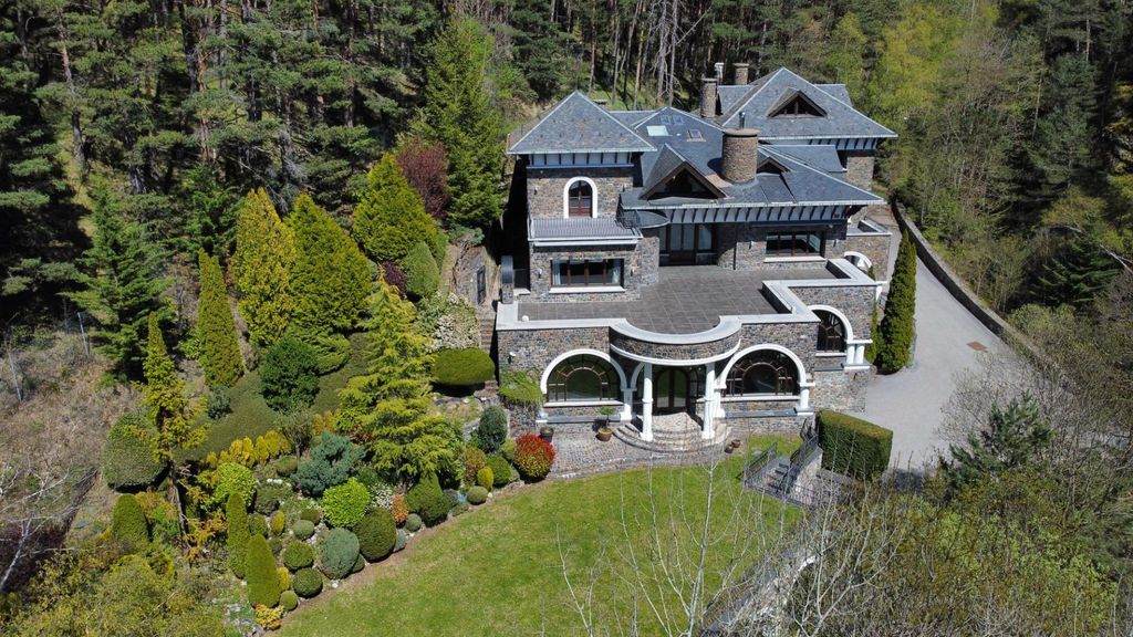 Property photo 1 of 80