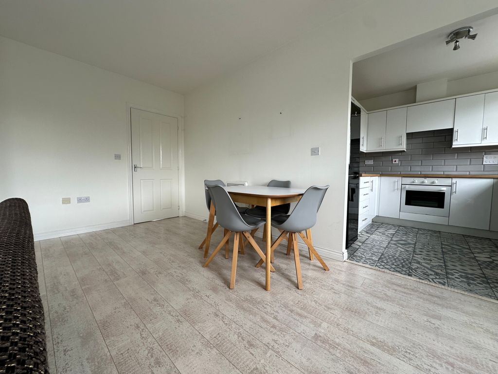 Property photo 3 of 9 Image