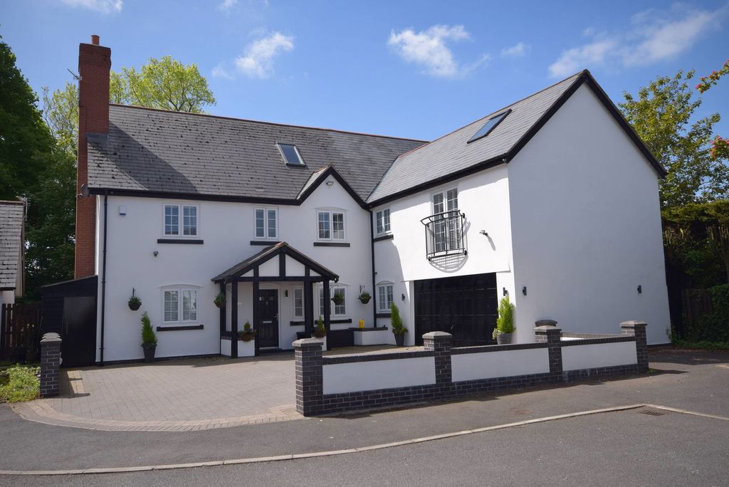 Property photo 1 of 34