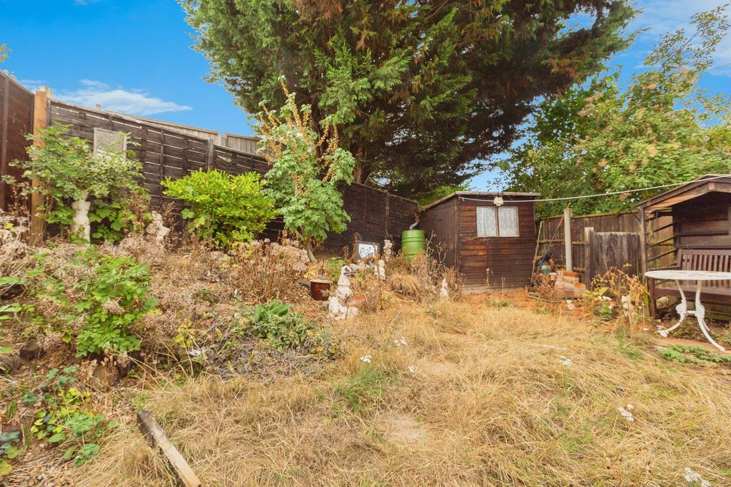 Property photo 2 of 13