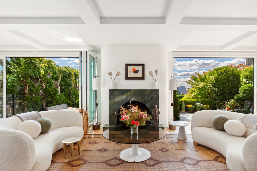 Property photo 3 of 25