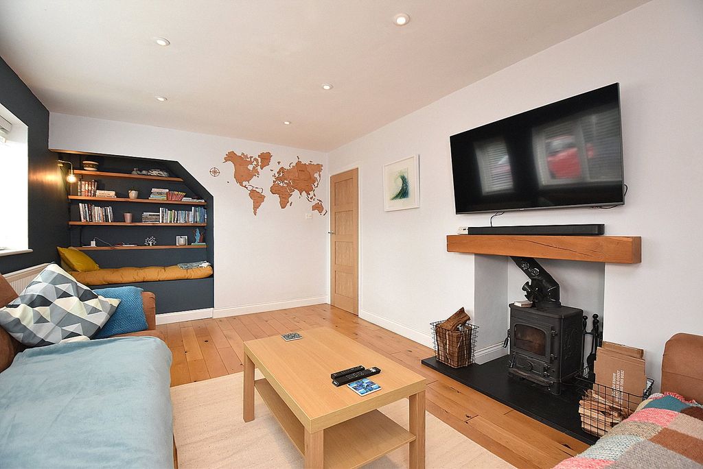 Property photo 3 of 16 Picture No. 03