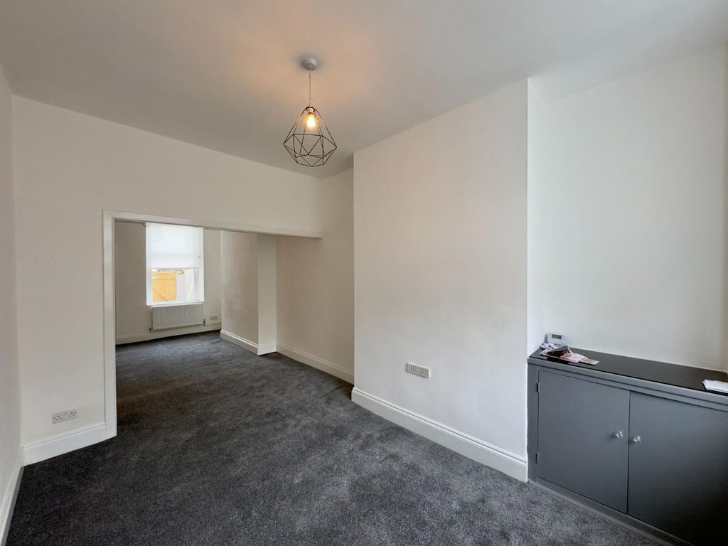 Property photo 2 of 9 Image00010.Jpeg