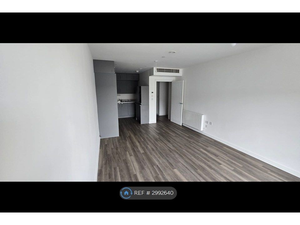 Property photo 1 of 21 Living Room And Kitchen