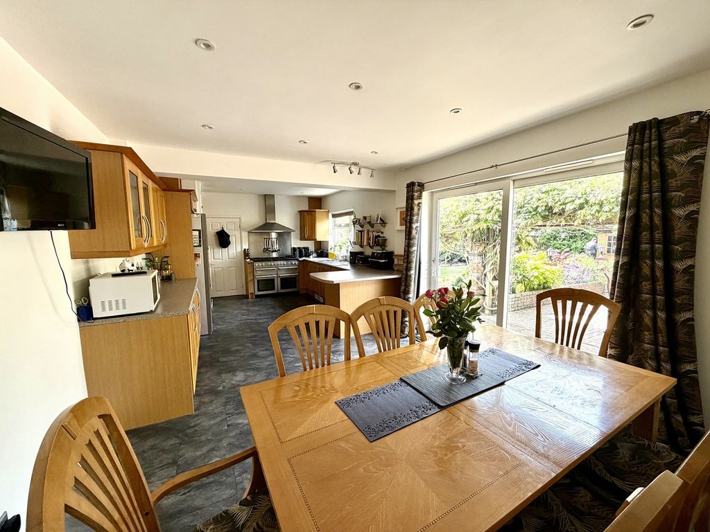 Property photo 3 of 23 Not Specified