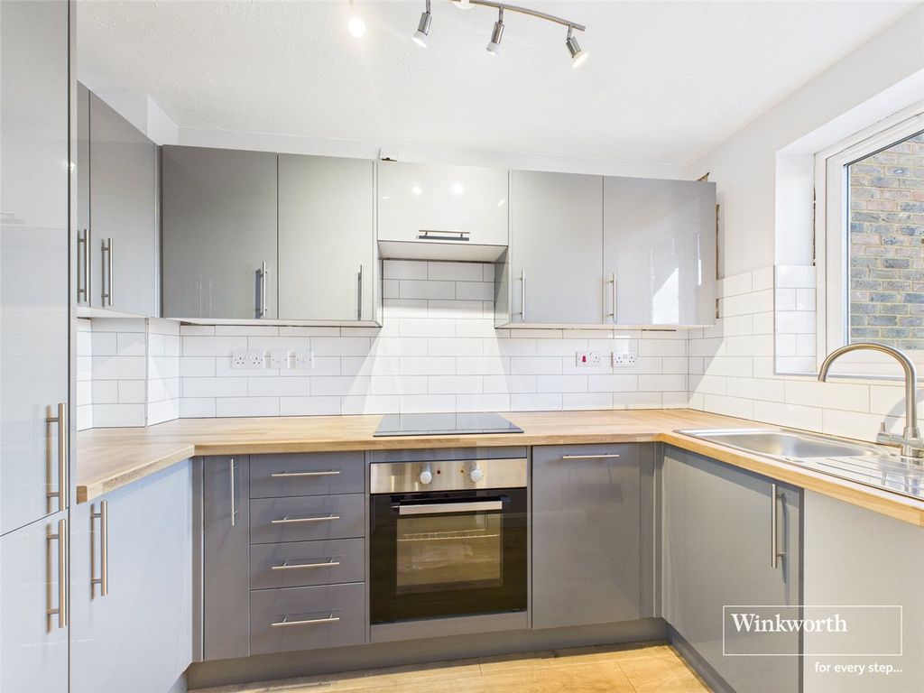 Property photo 2 of 8 Picture No. 07