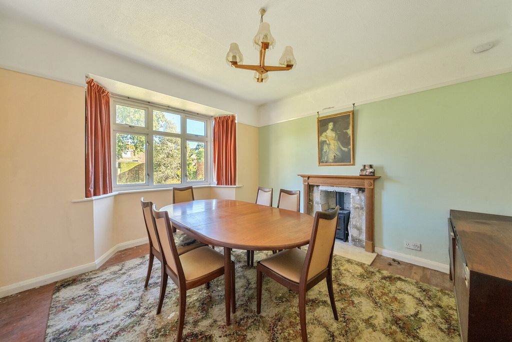 Property photo 2 of 16 Dining Room