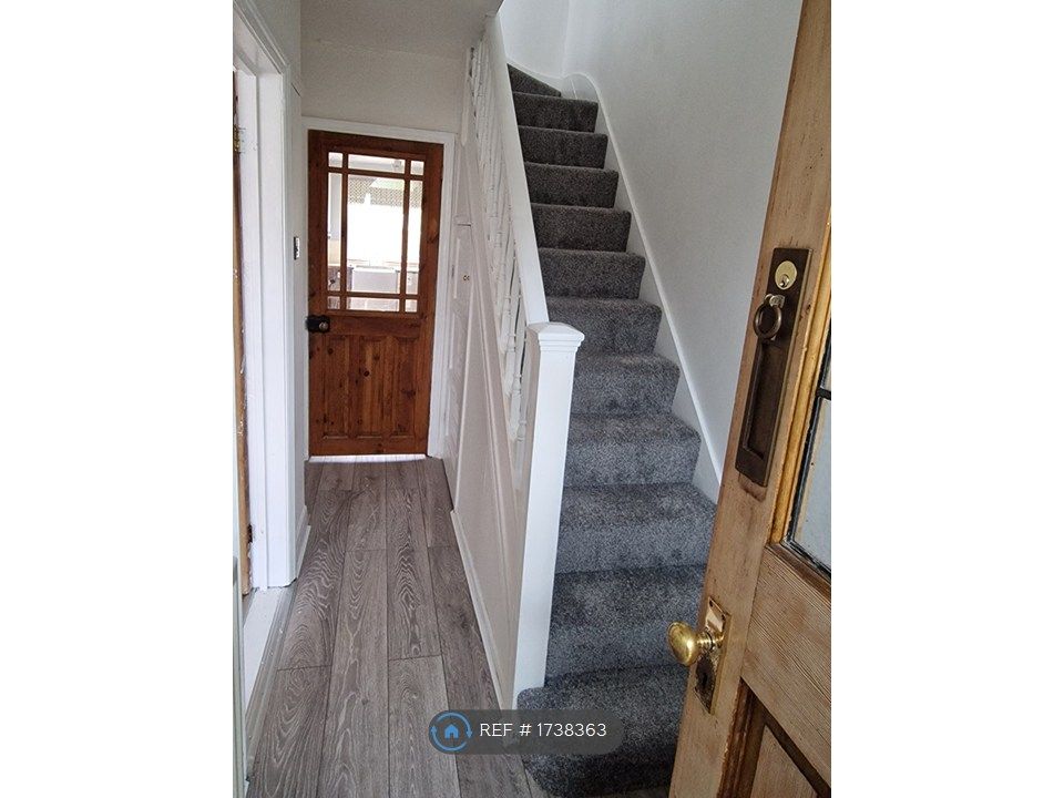 Property photo 1 of 15 Entrance