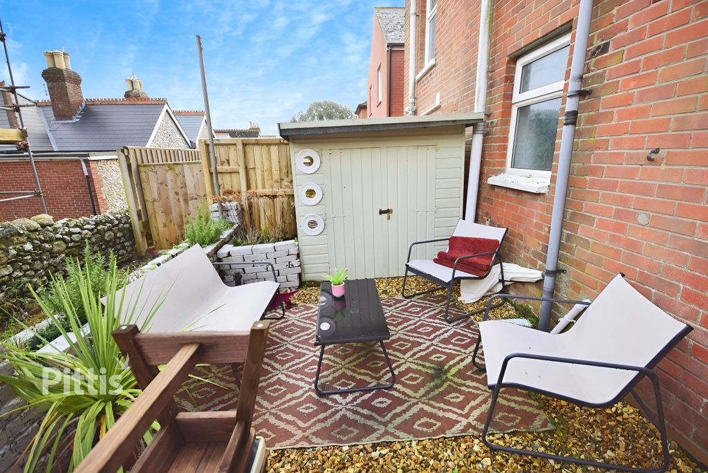 Property photo 3 of 13