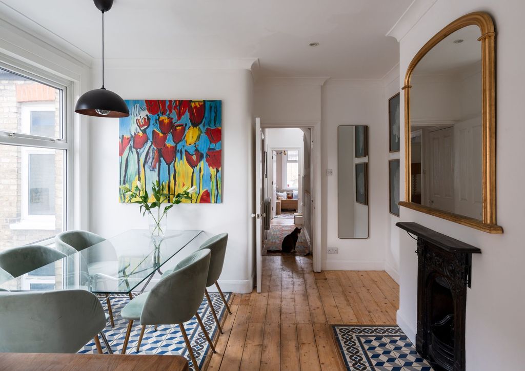 Property photo 1 of 35