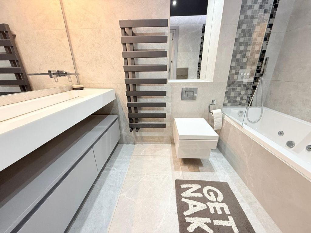 Additional image 15 of 3 bed flat to rentBeech Hill Avenue, Hadley Wood EN4