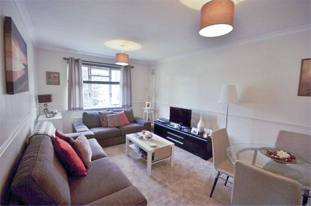 Property photo 2 of 7