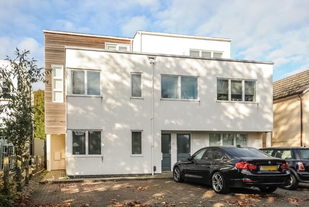 Property photo 1 of 12 External Front
