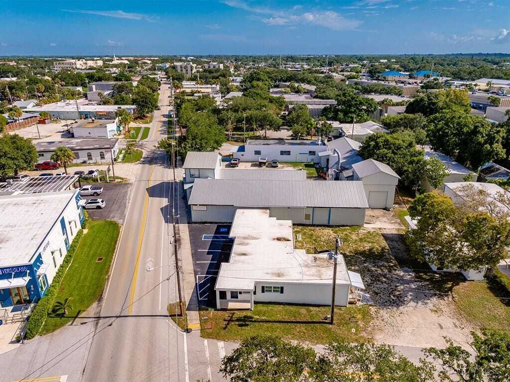 Property photo 1 of 29