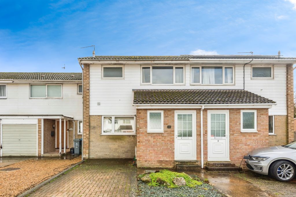 Property photo 1 of 12