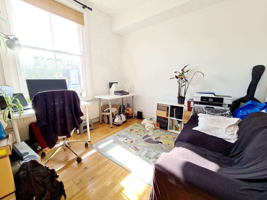 Property photo 3 of 8