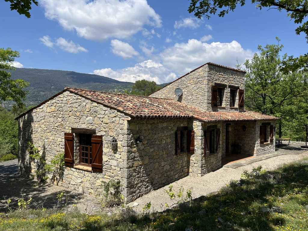 Property photo 2 of 22