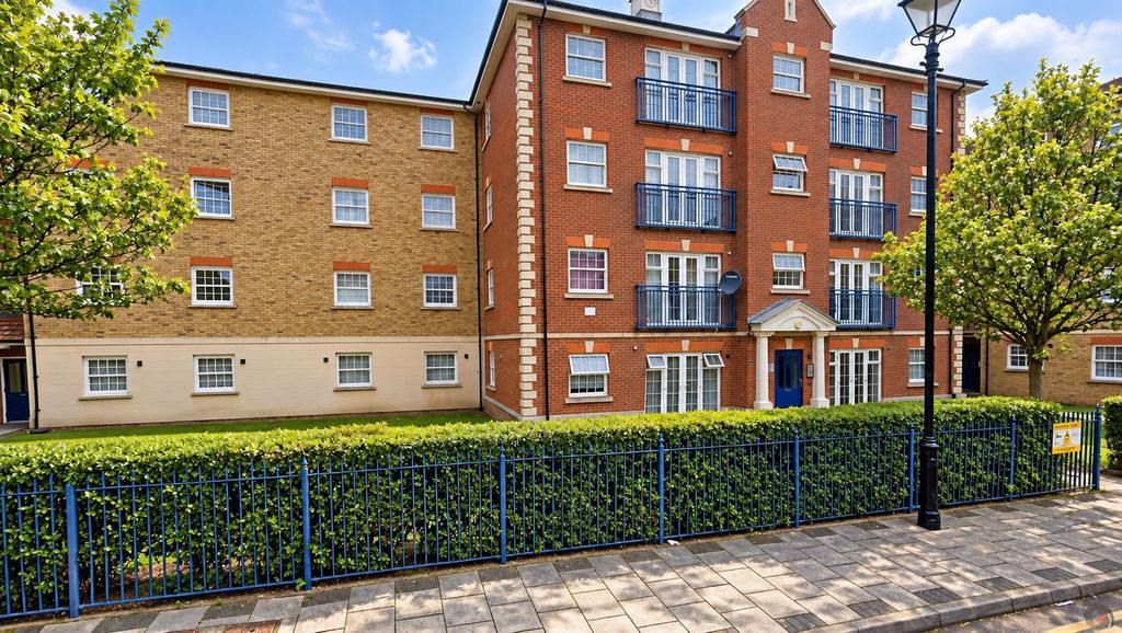 Property photo 1 of 8 5588011