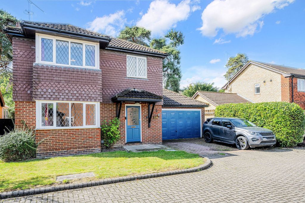 Property photo 1 of 23