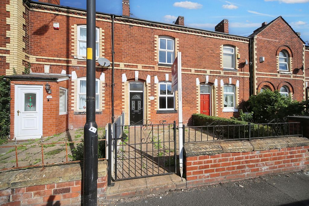 Property photo 2 of 19