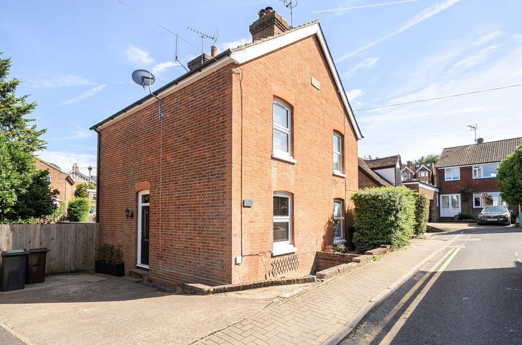 Property photo 1 of 22