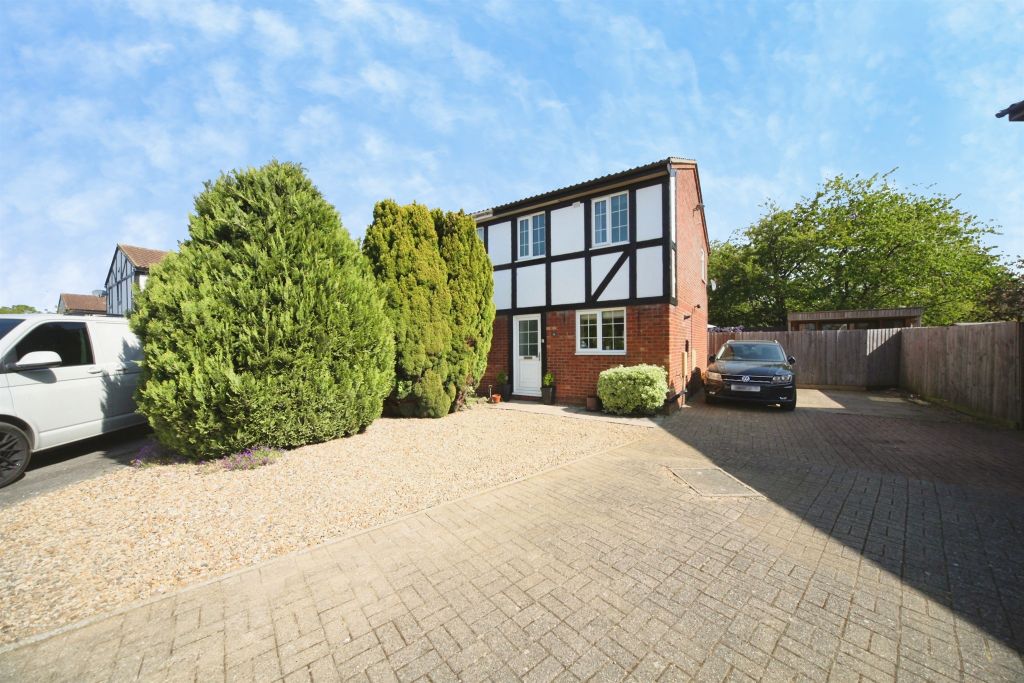 Property photo 1 of 17