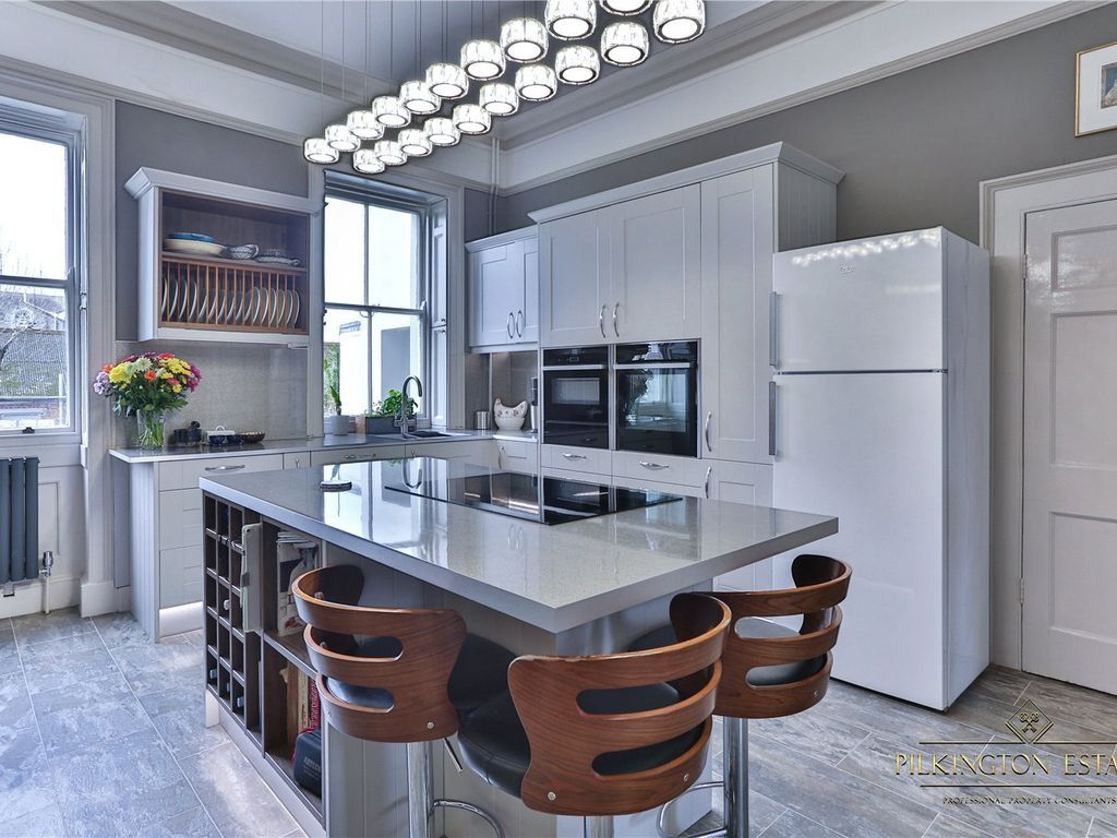 Property photo 3 of 24 4689234