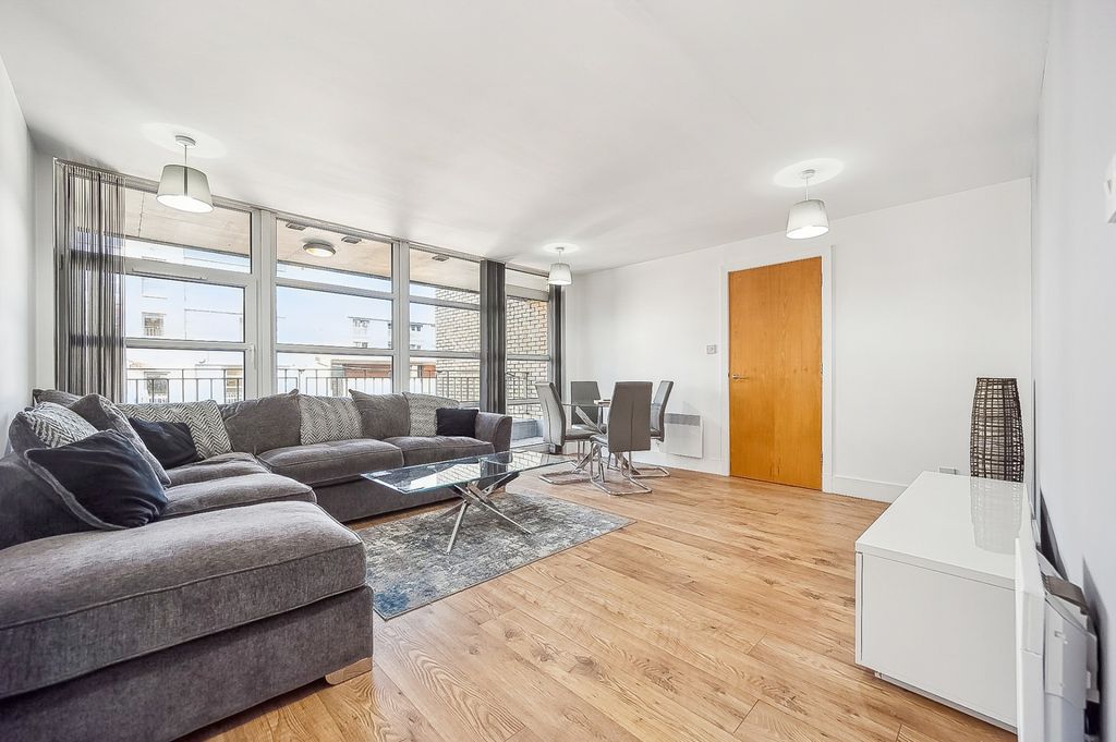 Property photo 2 of 15 2