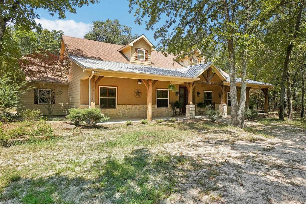 Property photo 1 of 26